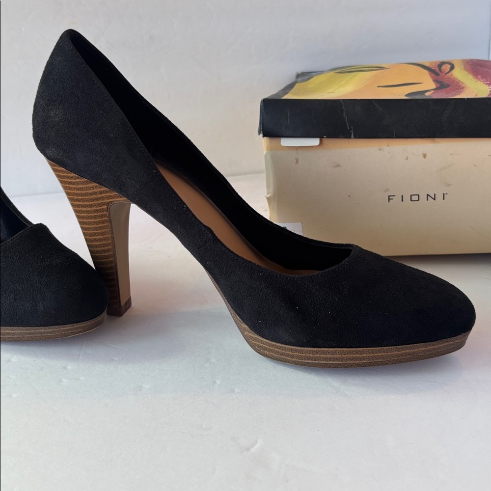 FIONI Brand Elegant Black Faux Suede Heels - Picture 6 of 6